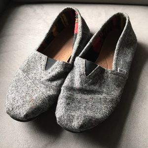 Men’s Grey Toms
